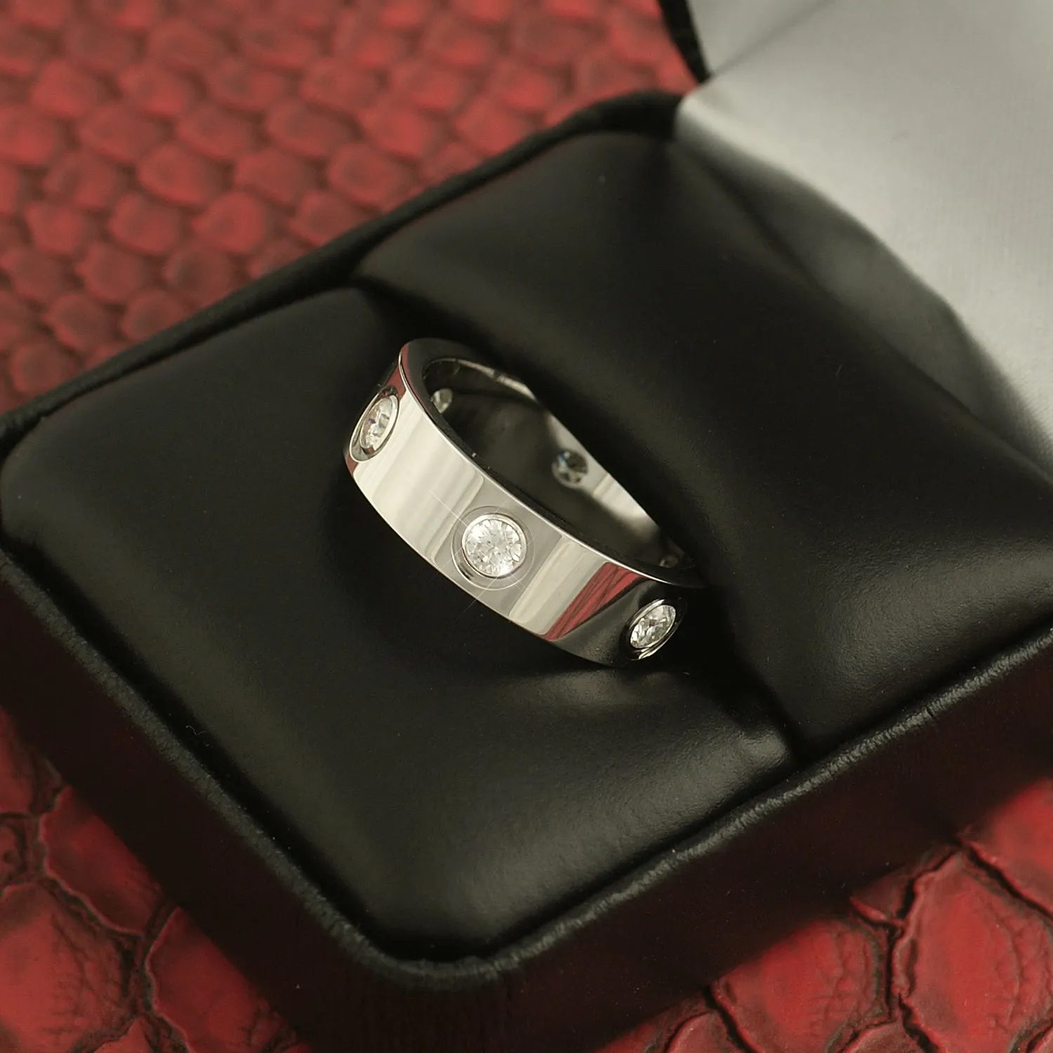 0.60 CTW Certified VVS1 Moissanite Designer Ring
