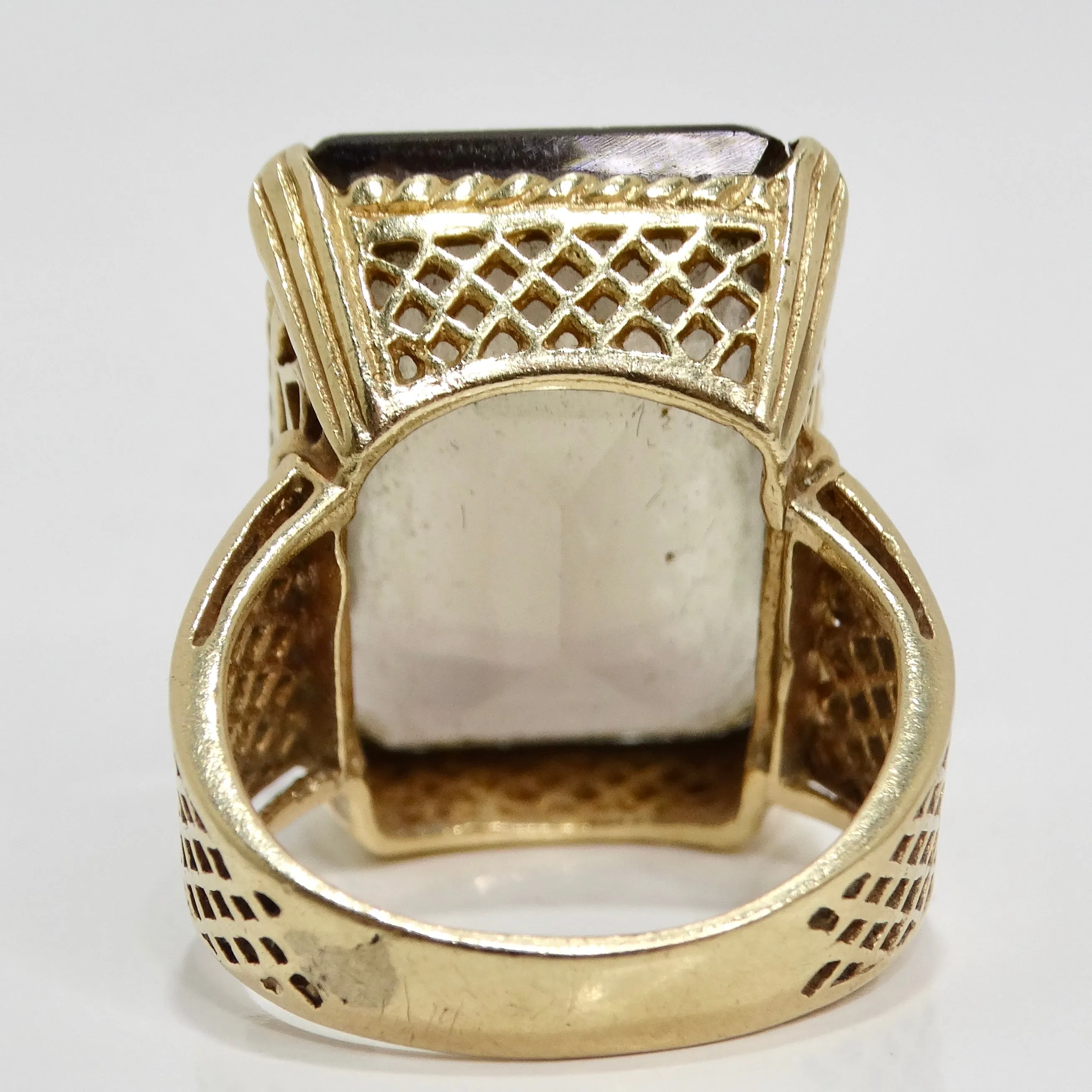 14K Solid Gold 1970s Quartz Ring