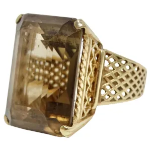 14K Solid Gold 1970s Quartz Ring