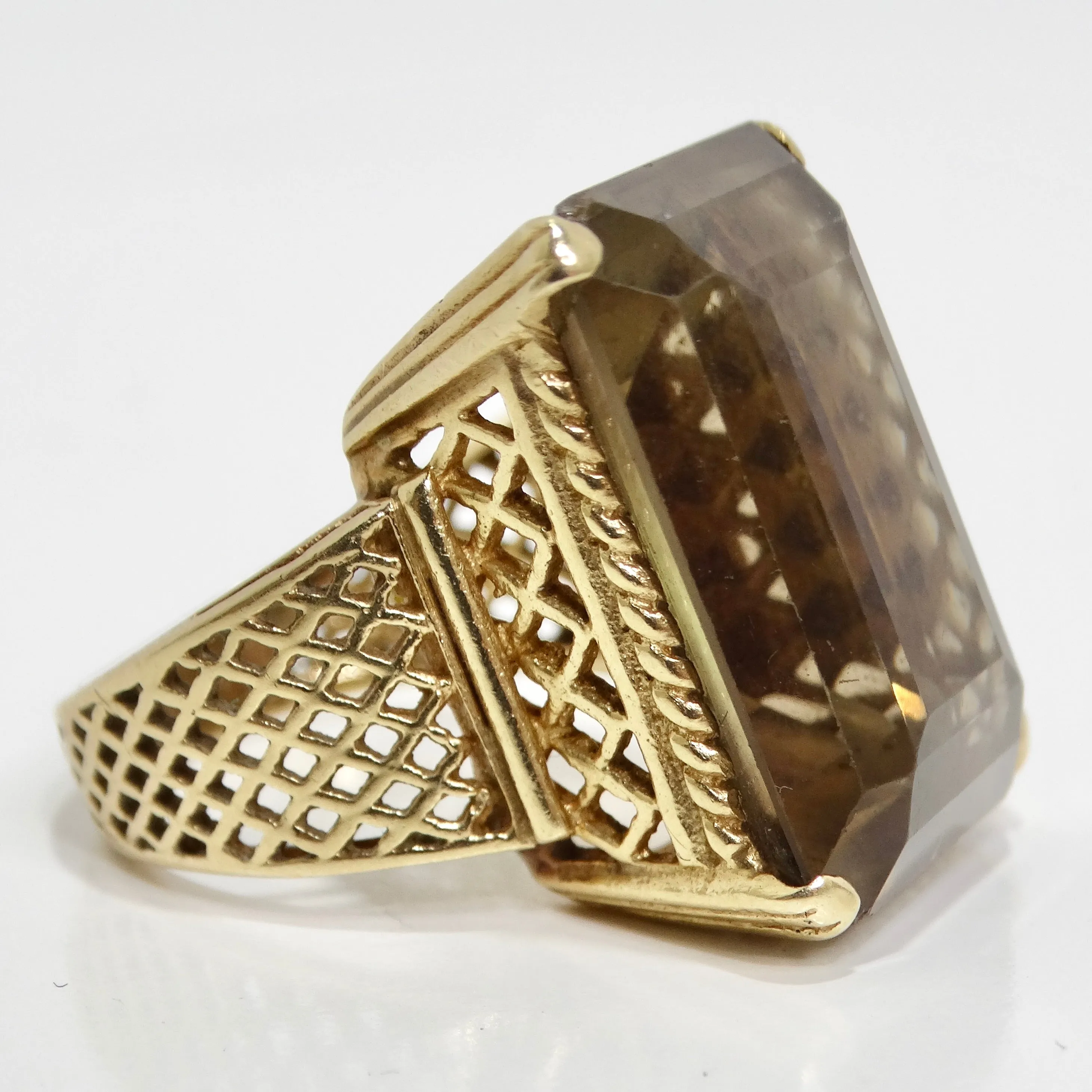 14K Solid Gold 1970s Quartz Ring