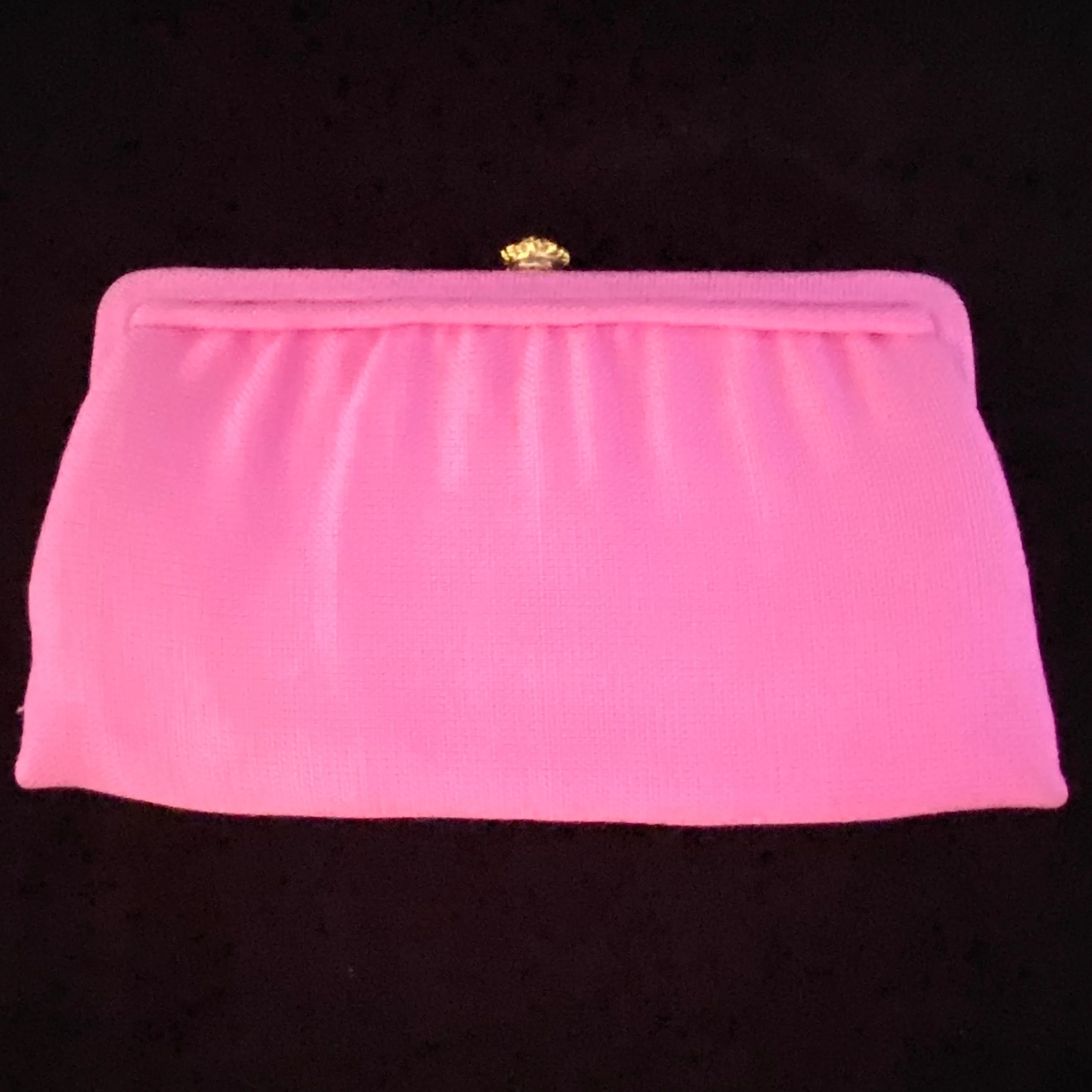 1960s HL Pink Fabric Clutch
