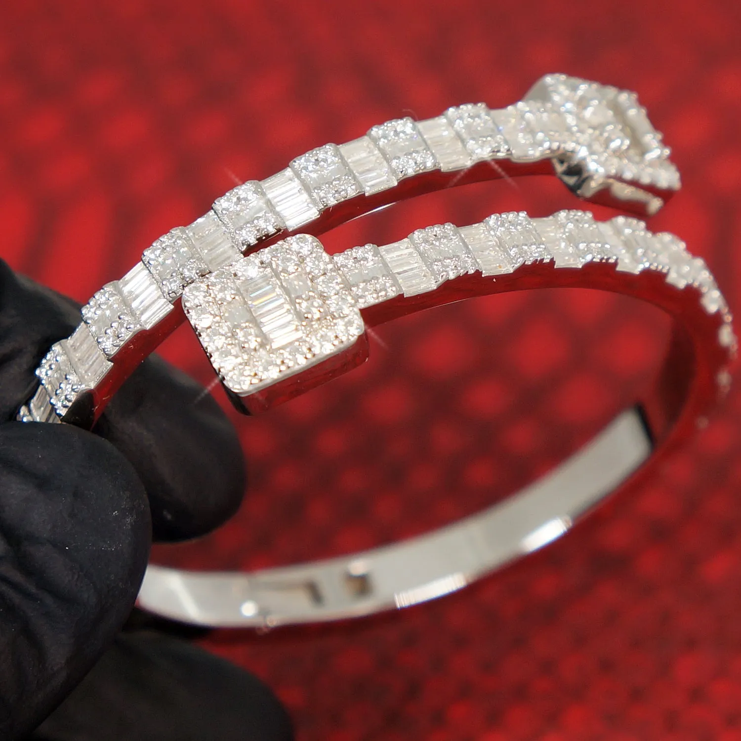 8.61 Carat VVS1 Moissanite Baguette Designer Bangle