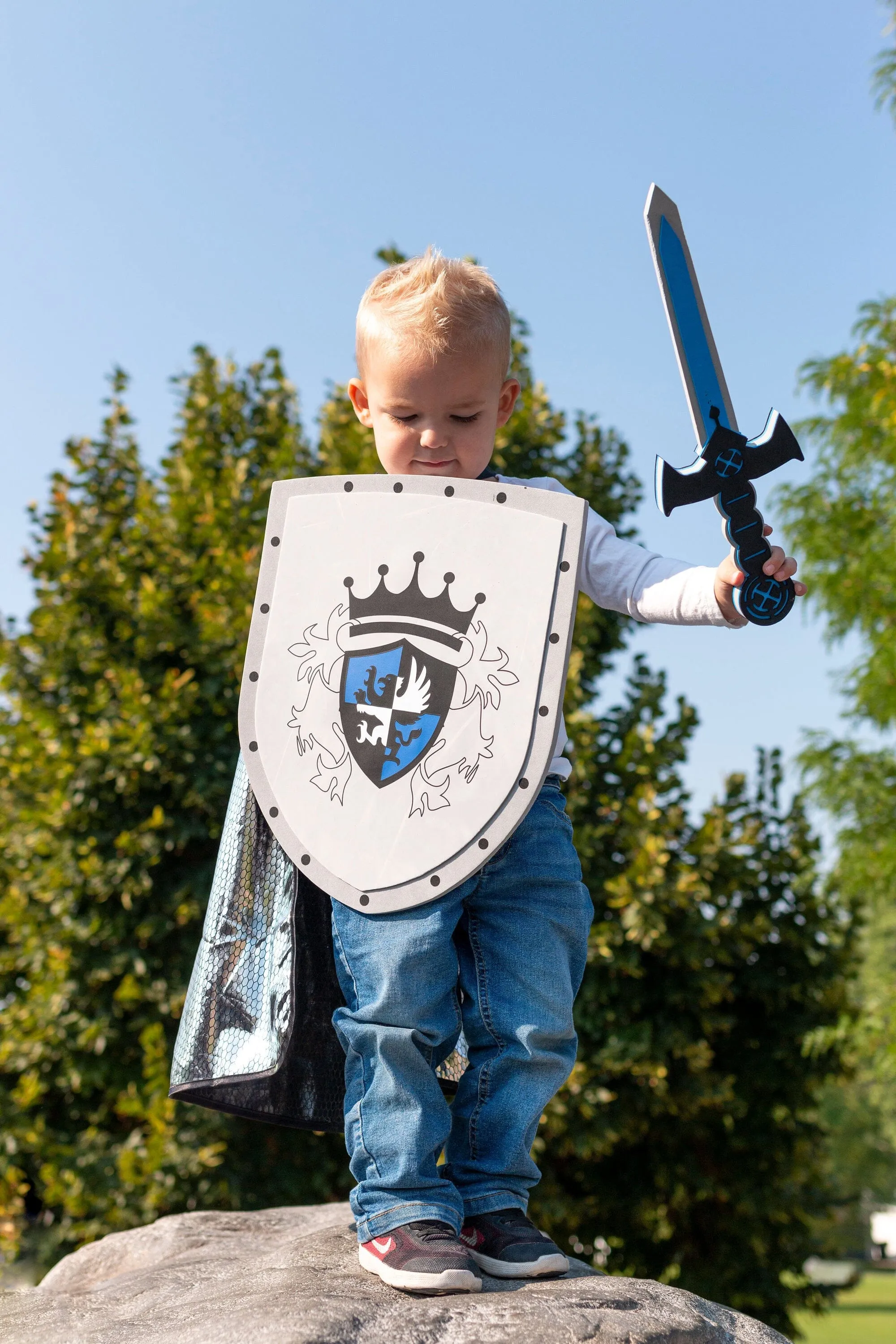 Adventure Knight Cape & Sword Set