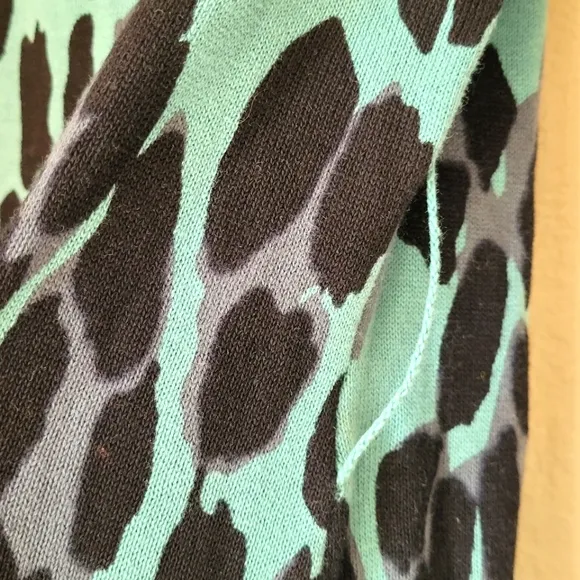 AGB Teal/Black Leopard Print V-Neck Cotton Sweater Midi Dress - Medium - EUC