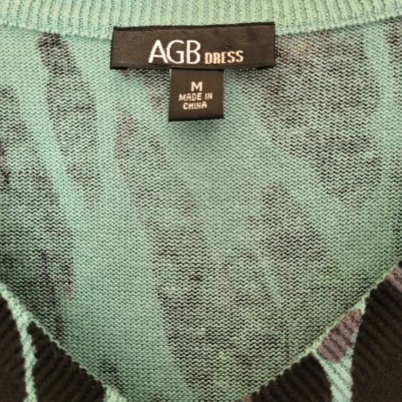 AGB Teal/Black Leopard Print V-Neck Cotton Sweater Midi Dress - Medium - EUC