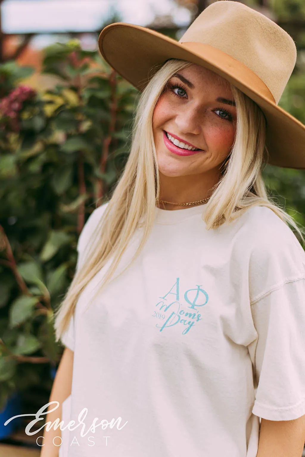 Alpha Phi Vibrant Moms Day Tee