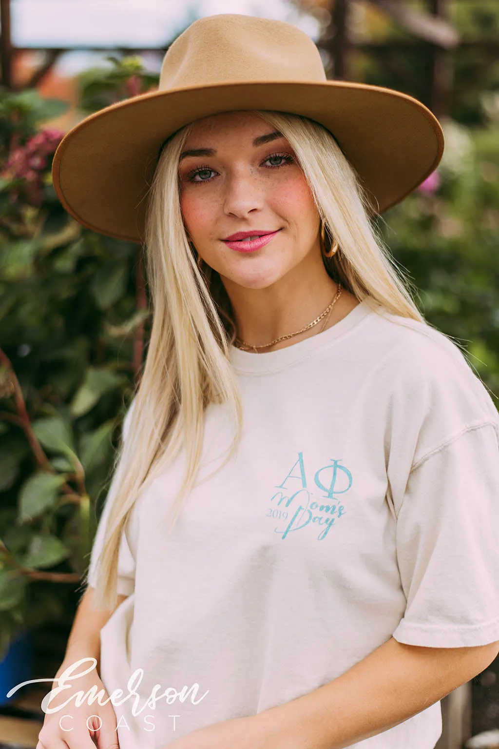 Alpha Phi Vibrant Moms Day Tee