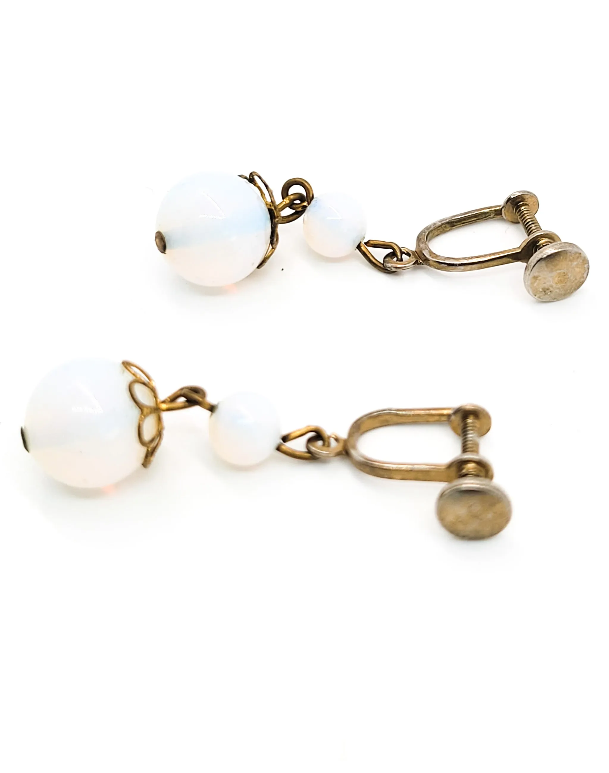 Antique Opalite beaded gold toned drop vintage screw back earrings
