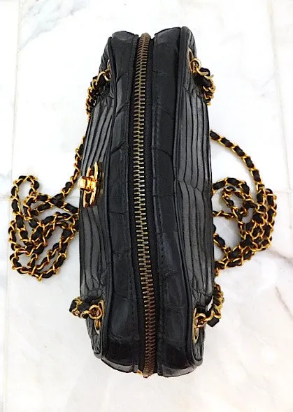 Authentic Chanel VNTG Blk Alligator Camera Handbag