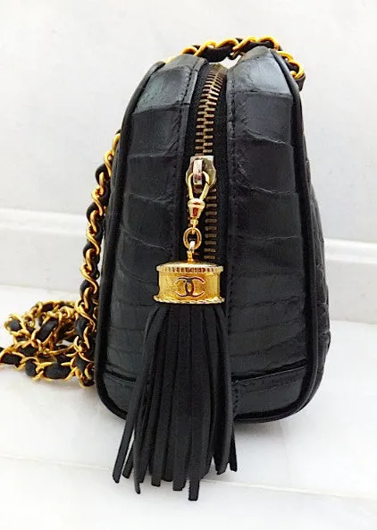 Authentic Chanel VNTG Blk Alligator Camera Handbag