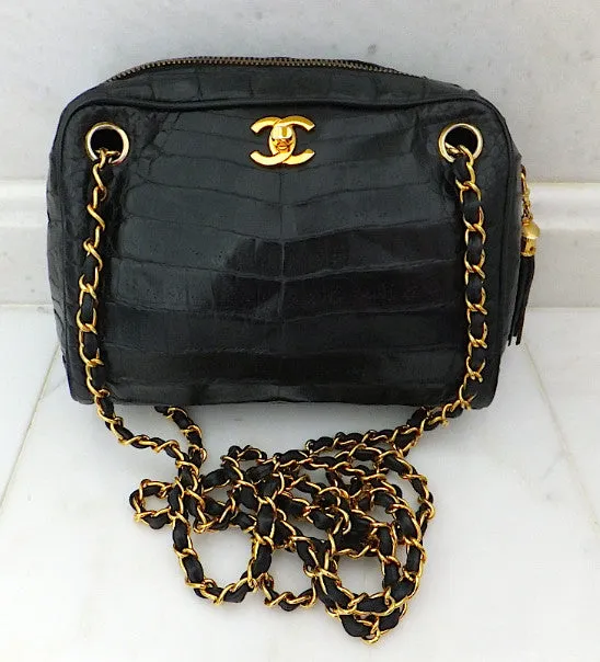 Authentic Chanel VNTG Blk Alligator Camera Handbag