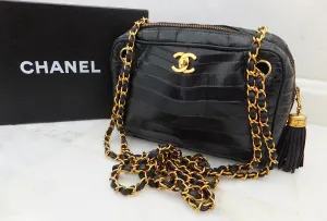 Authentic Chanel VNTG Blk Alligator Camera Handbag