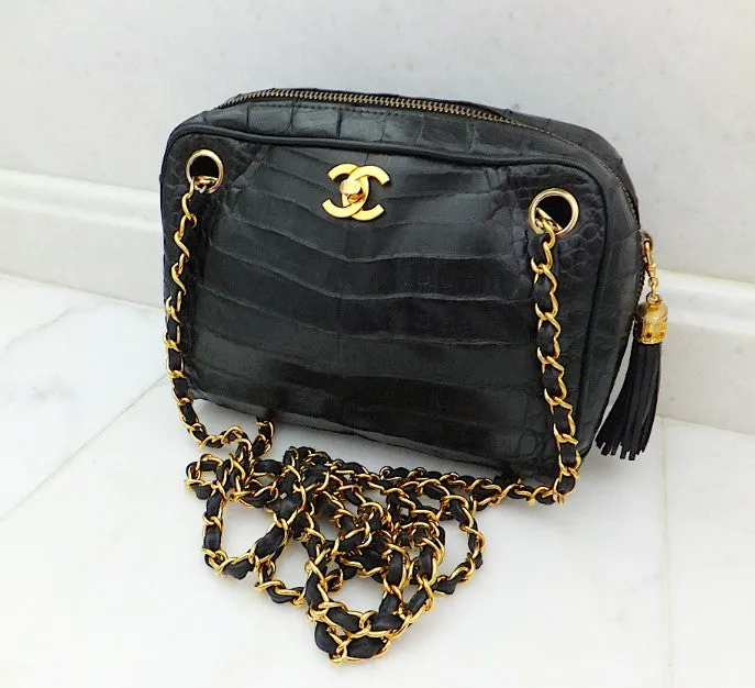 Authentic Chanel VNTG Blk Alligator Camera Handbag