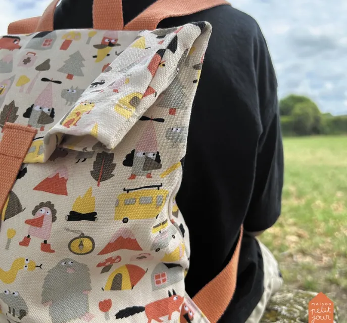 Backpack Messenger Adventure