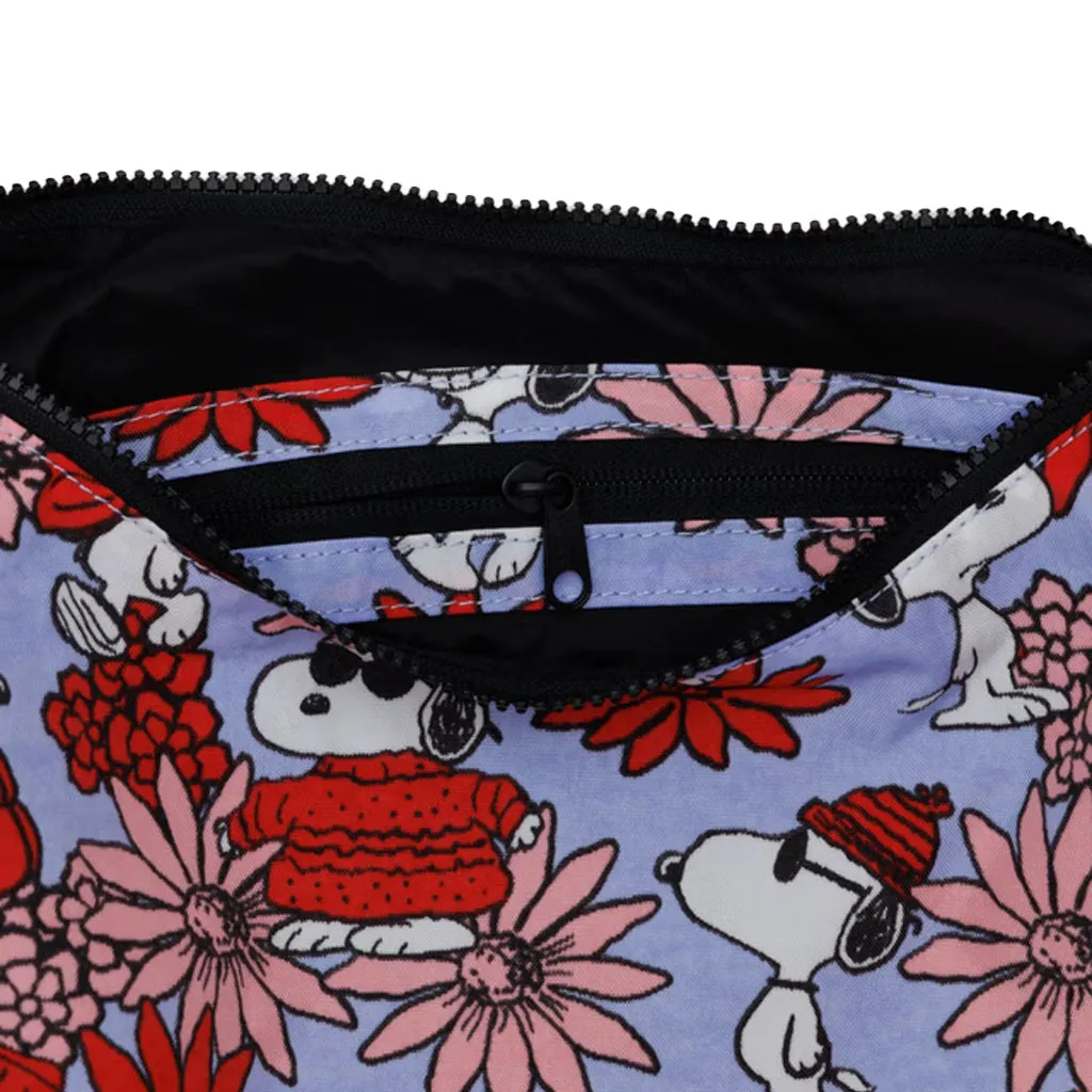 Baggu Medium Nylon Crescent Bag, Floral Snoopy (47Inch Strap)