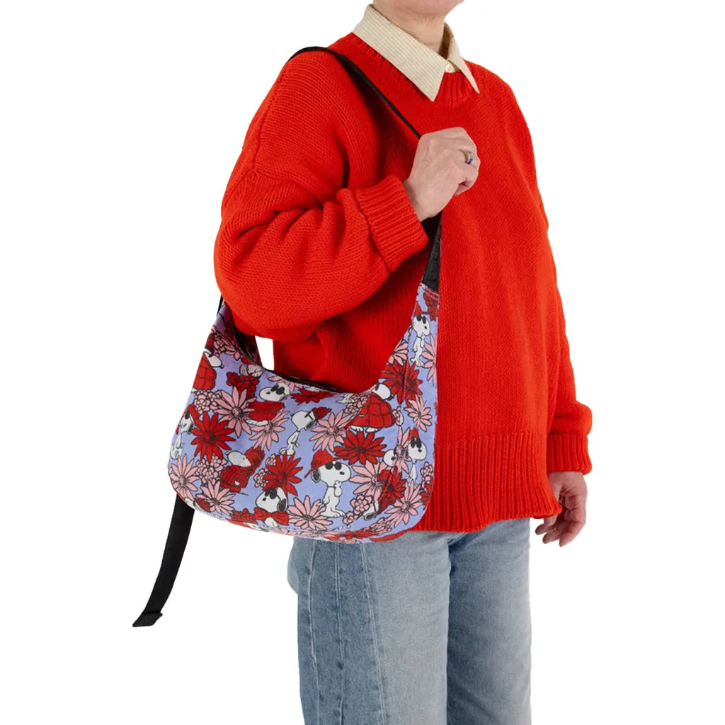 Baggu Medium Nylon Crescent Bag, Floral Snoopy (47Inch Strap)