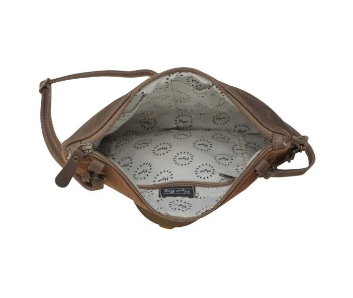 Besa Crossbody