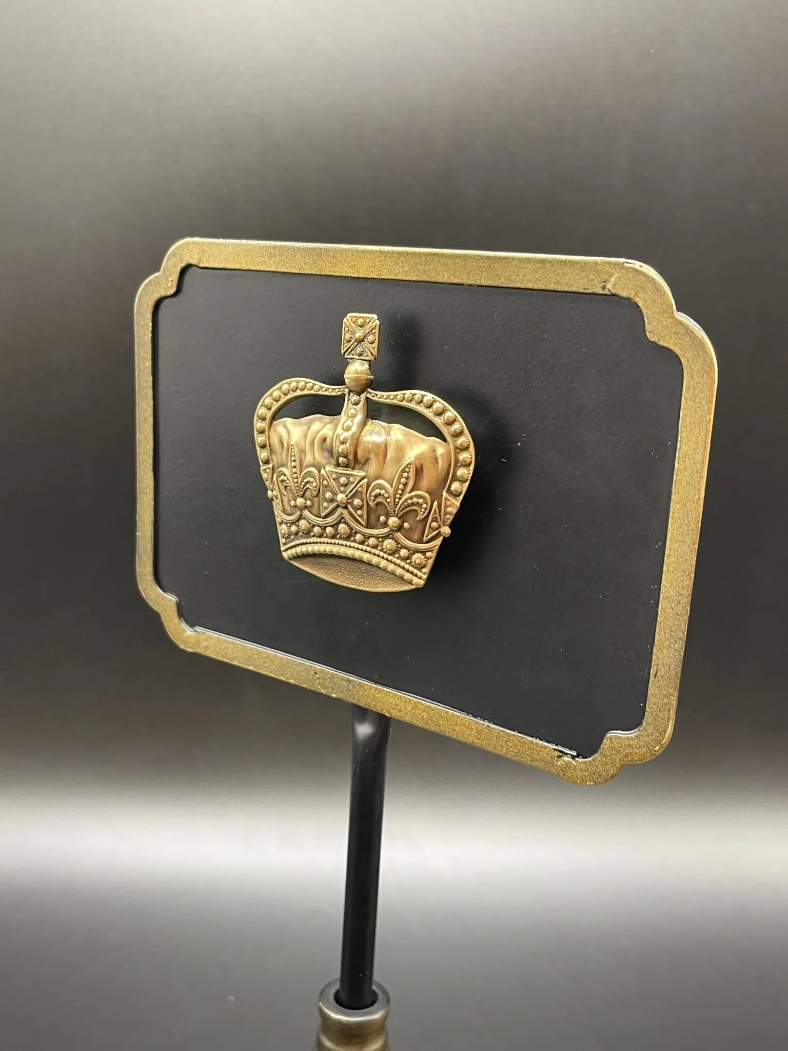 Bronze Crown Interchangeable Brooch