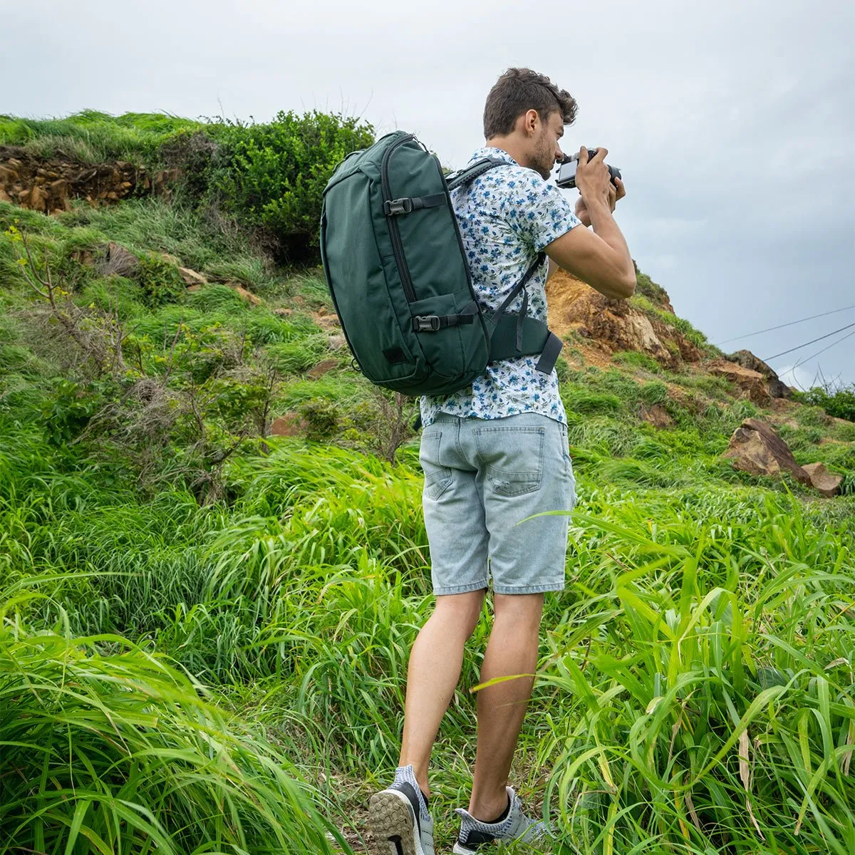 CabinZero ADV 42L - Adventure Cabin Backpack (Mossy Forest)