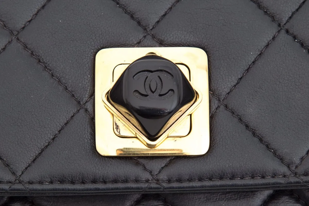 Chanel Vintage 1999 Black Quilted Lambskin Flapbag Handbag