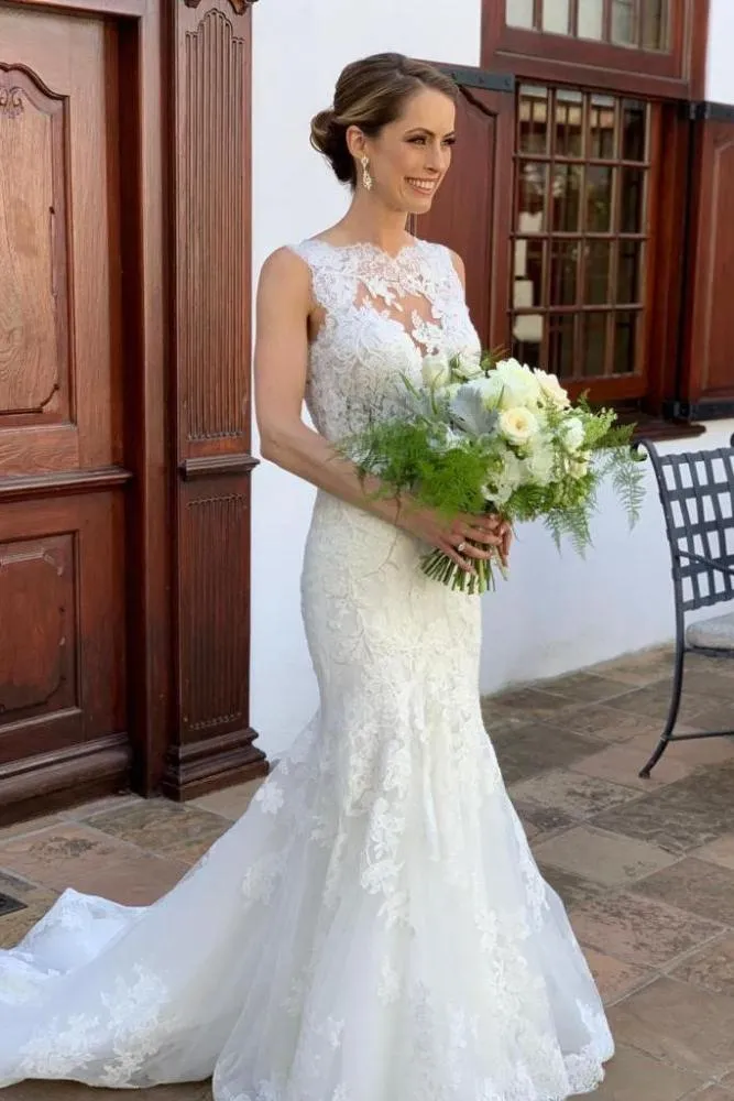Classic Sleeveless Strap Lace Appliques Mermaid Bridal Wedding Dresses
