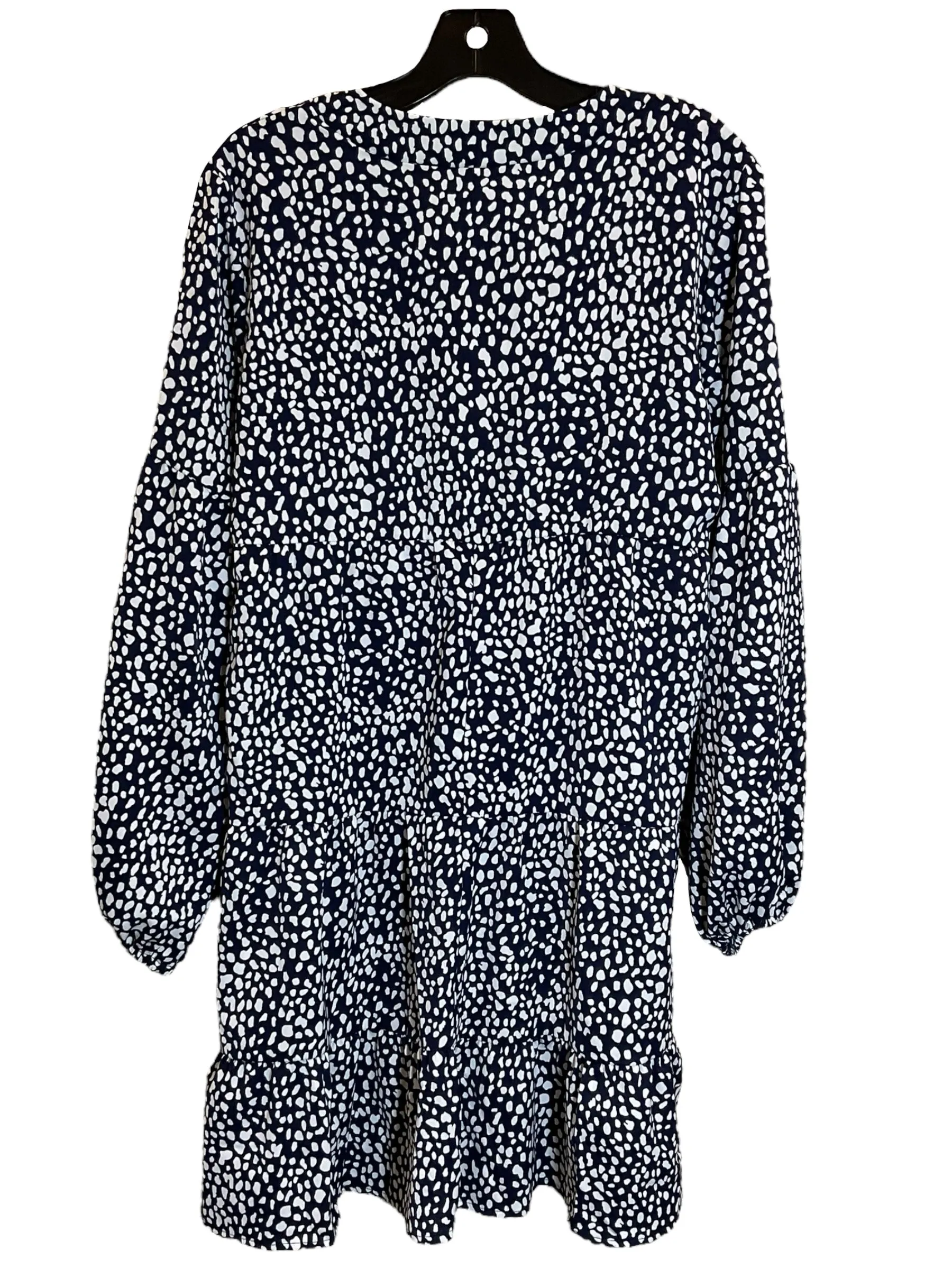 Dress Casual Short By Clothes Mentor In Blue & White, Size: L