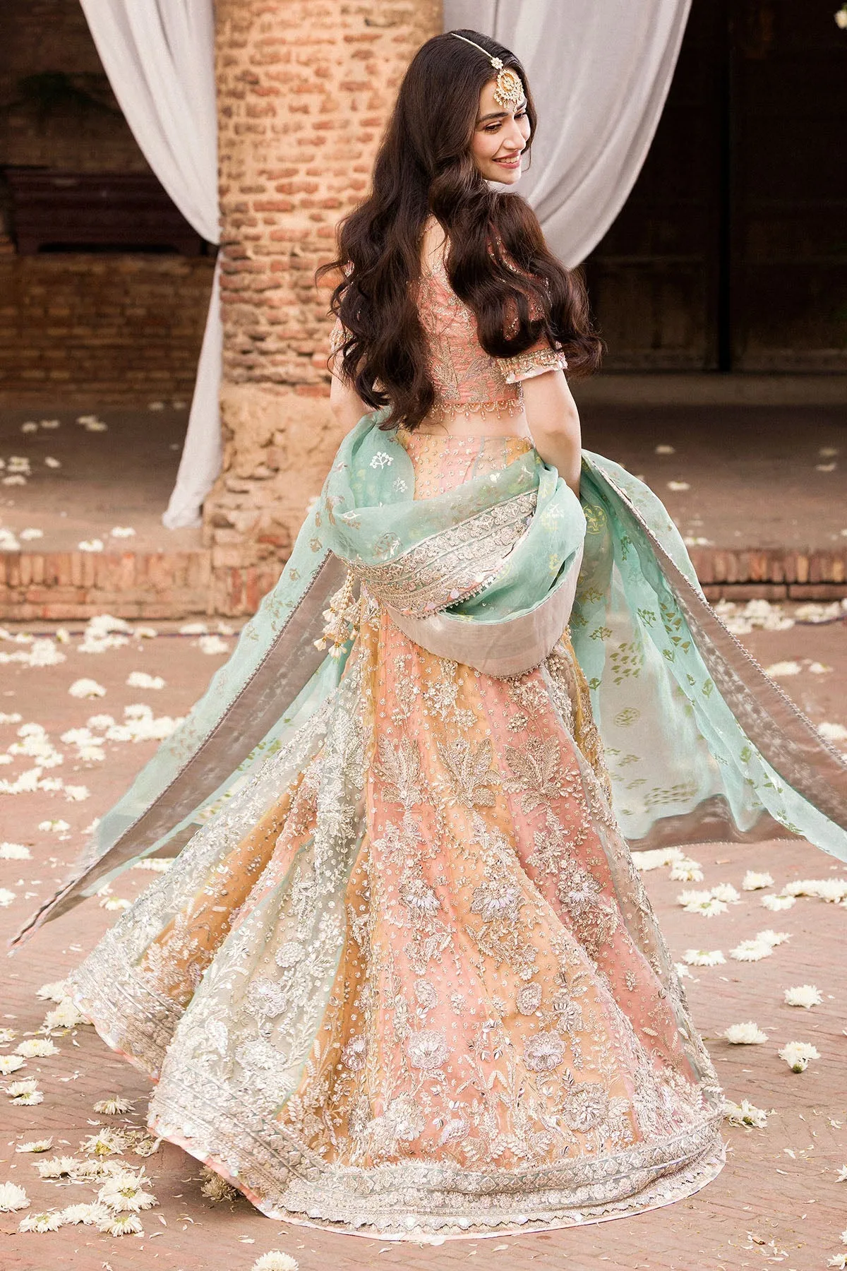 Elegant Lehenga Choli Bridal Pakistani Wedding Dress