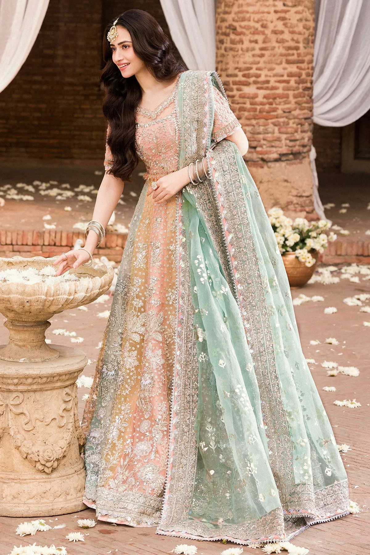 Elegant Lehenga Choli Bridal Pakistani Wedding Dress