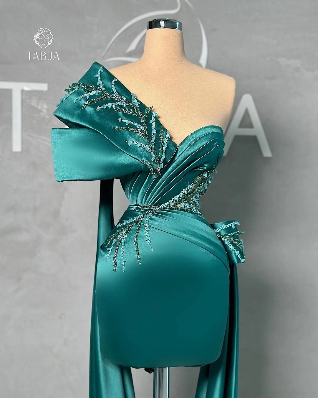 Fabulous Short Green One Shoulder Lace Sleeveless Prom Dress