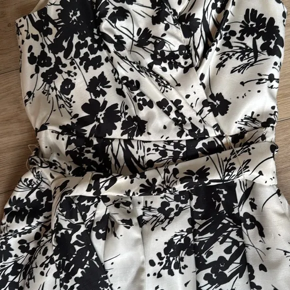 Floral Black and White Sleeveless Dress