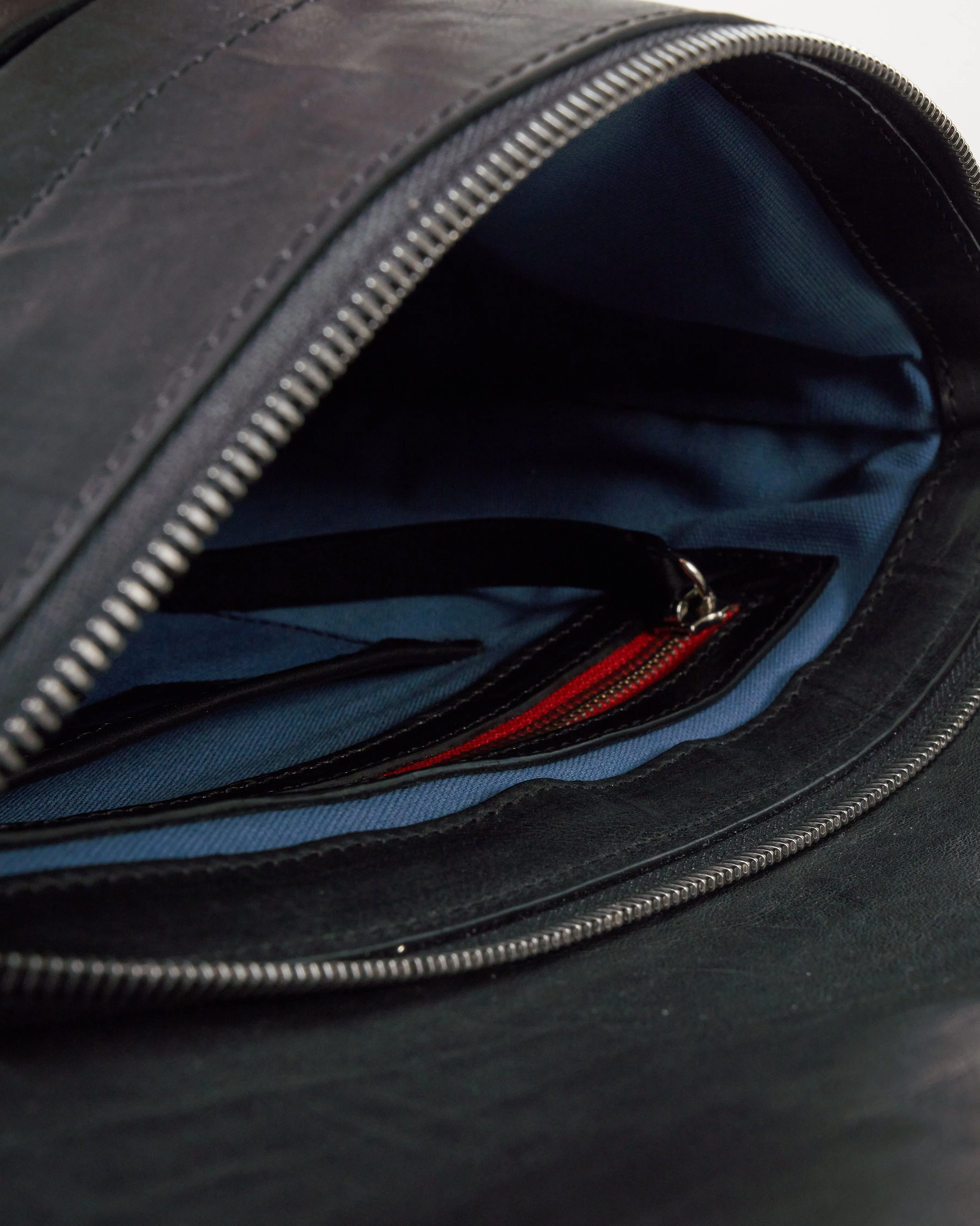 fold-over crossbody - black