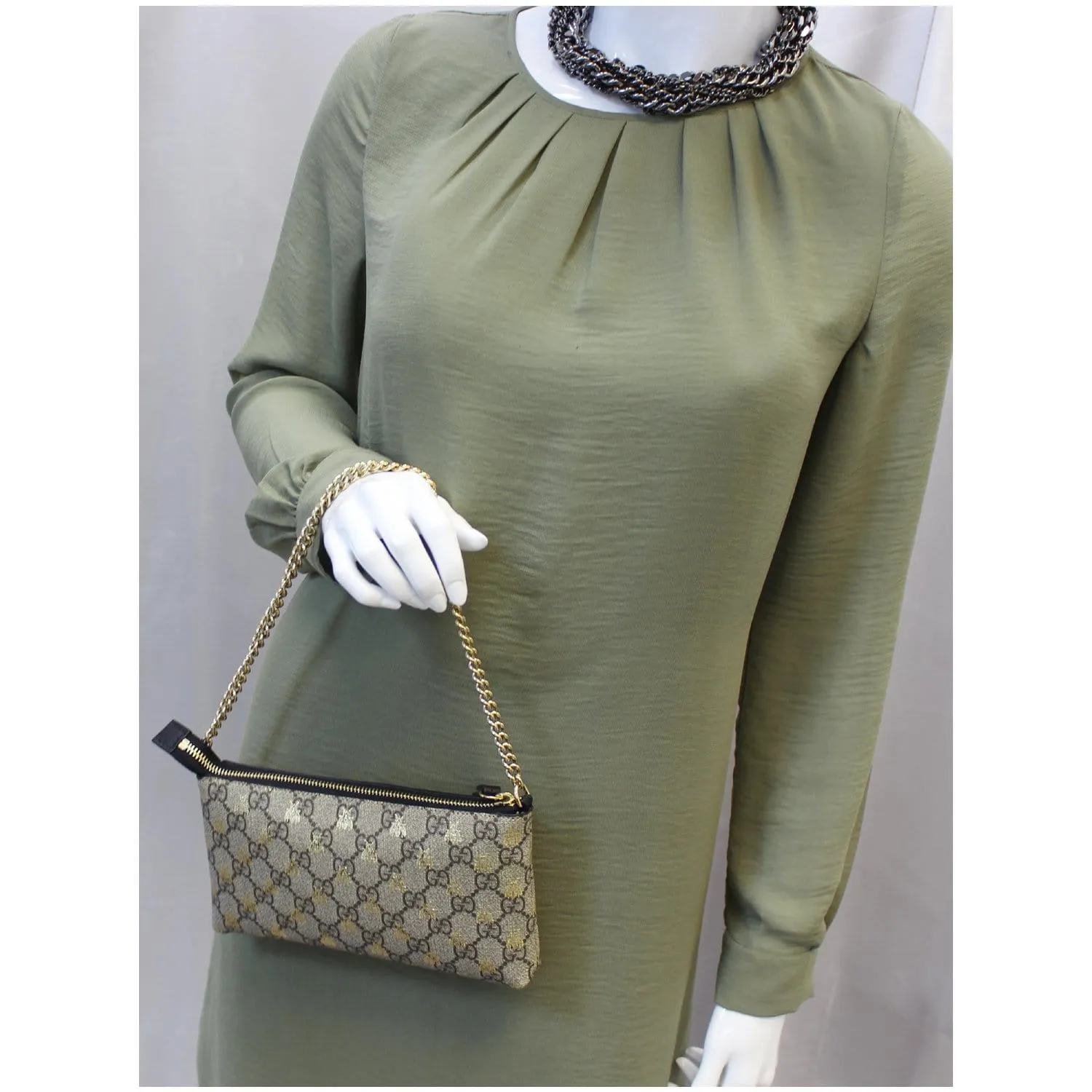 GUCCI Linea Bee GG Supreme Wristlet Handbag Beige/Gold