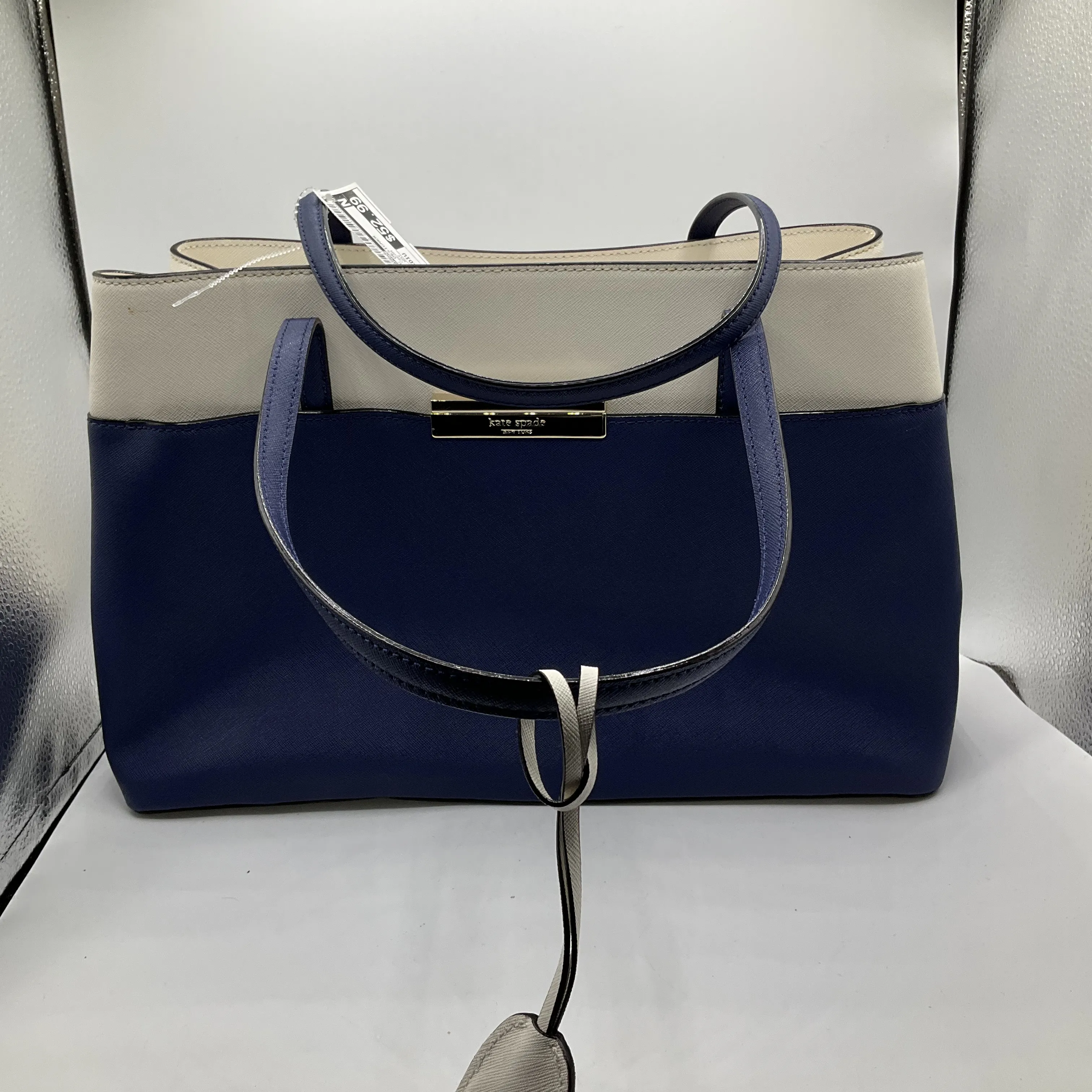 Handbag Designer By Kate Spade  Size: Medium