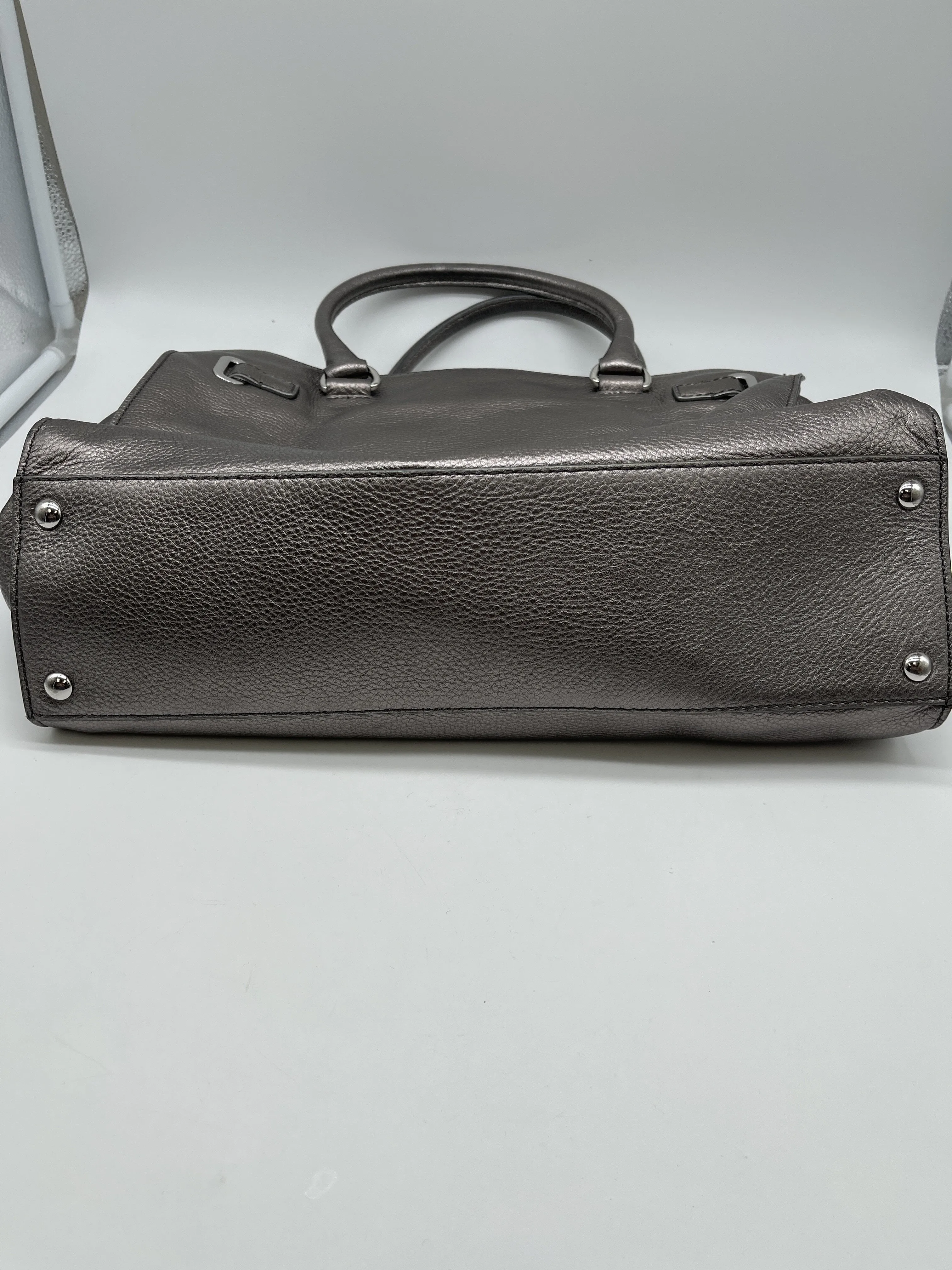 Handbag Designer By Michael Kors  Size: Large