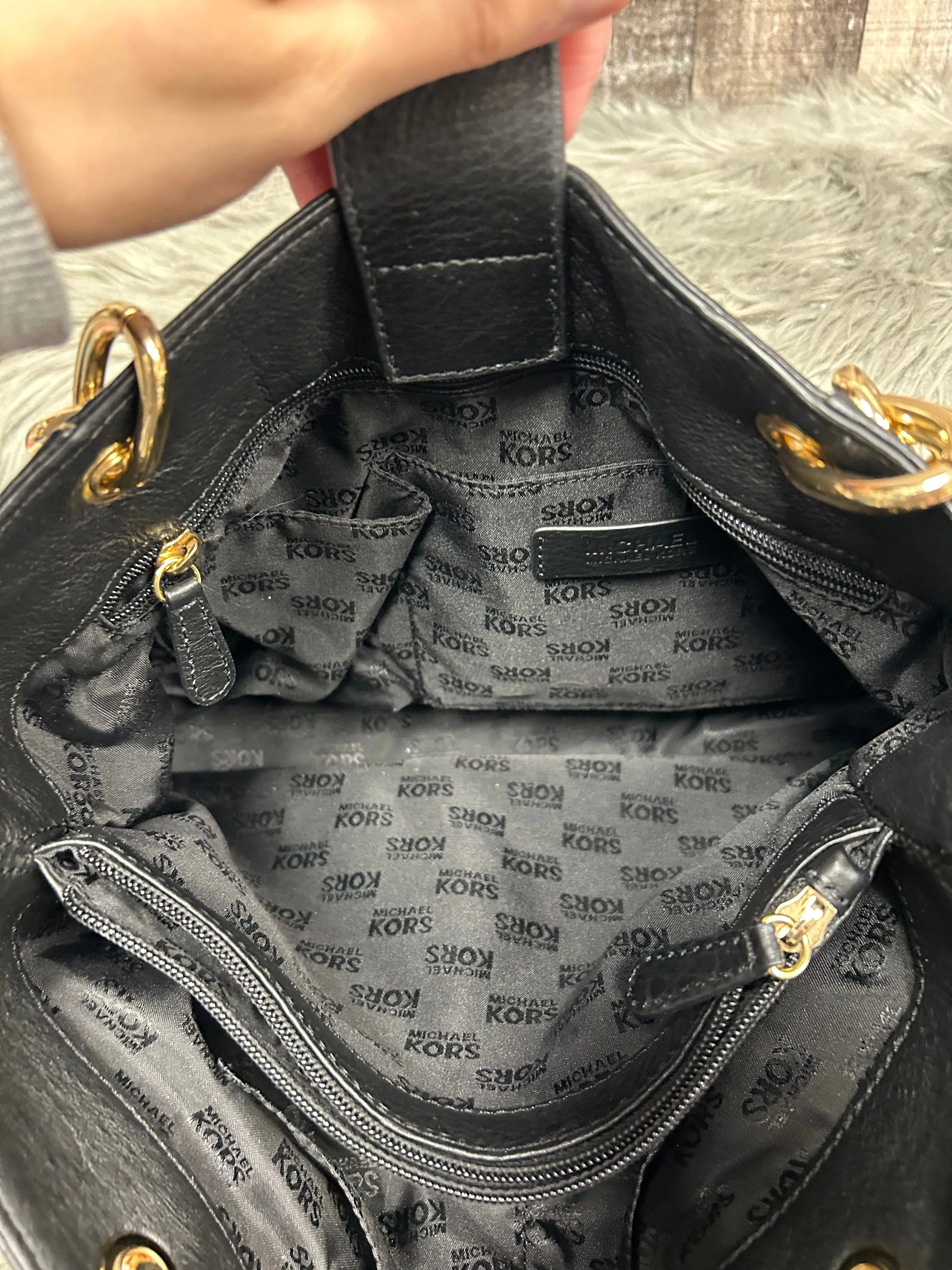 Handbag Designer By Michael Kors  Size: Medium