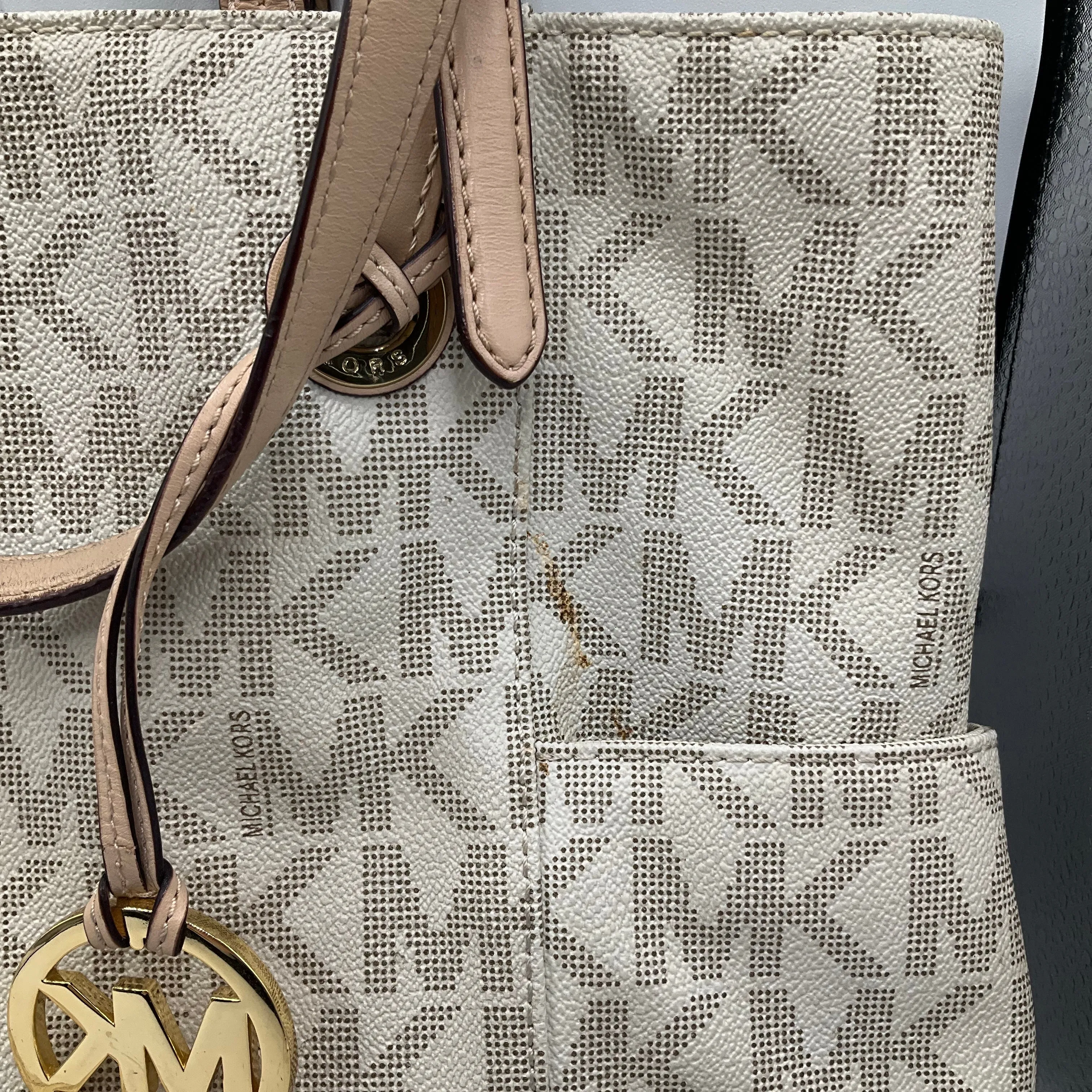 Handbag Designer By Michael Kors, Size: Medium