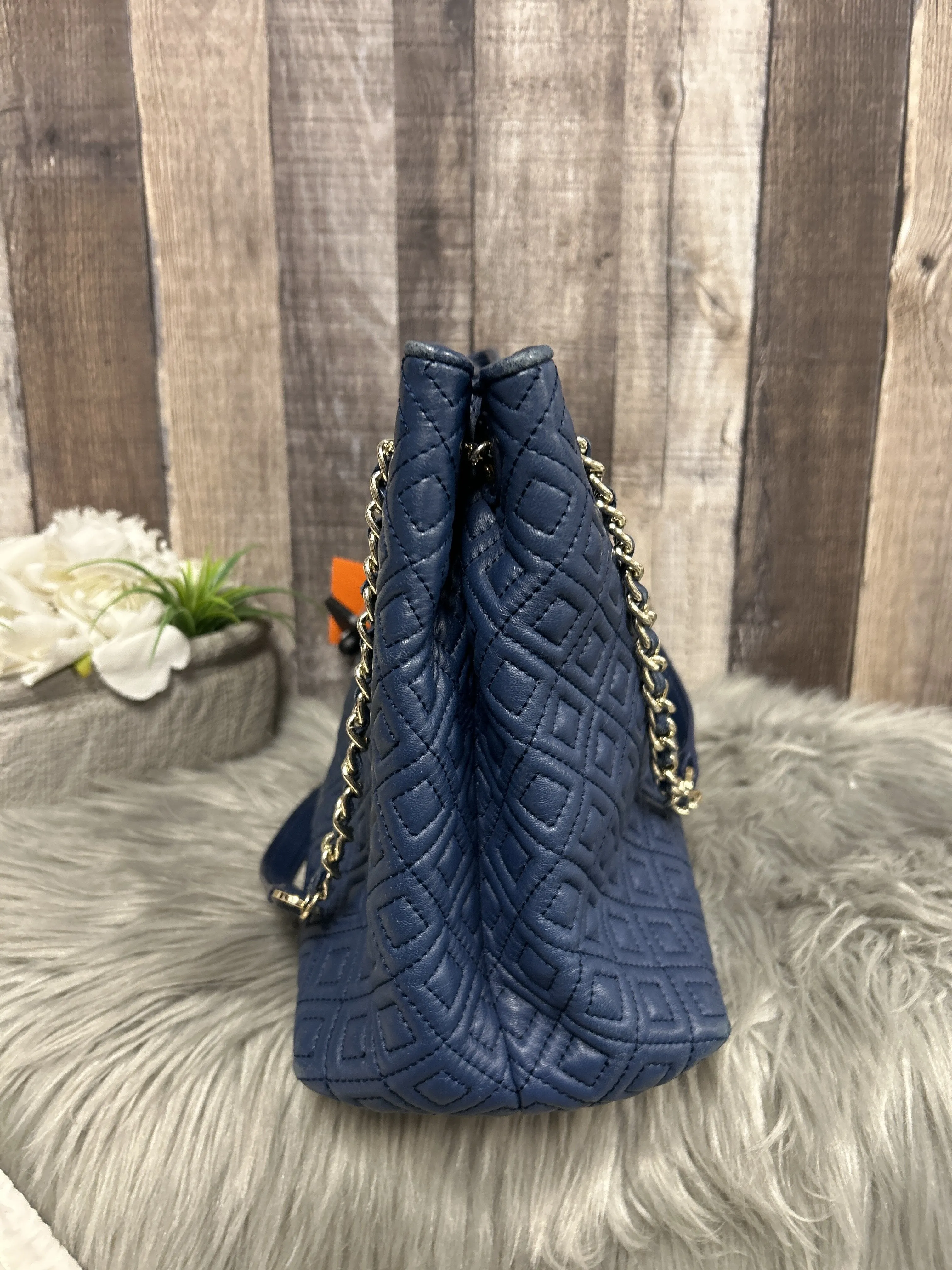Handbag Designer By Tory Burch  Size: Medium