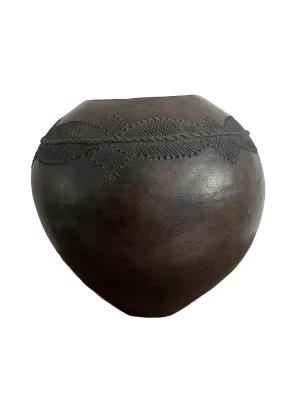 Handmade zulu pot