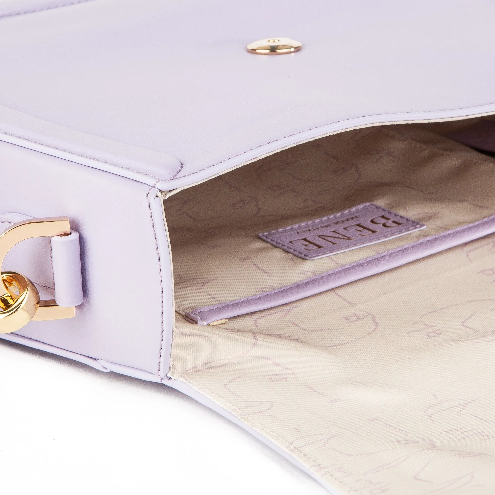 Holmes in Lilac