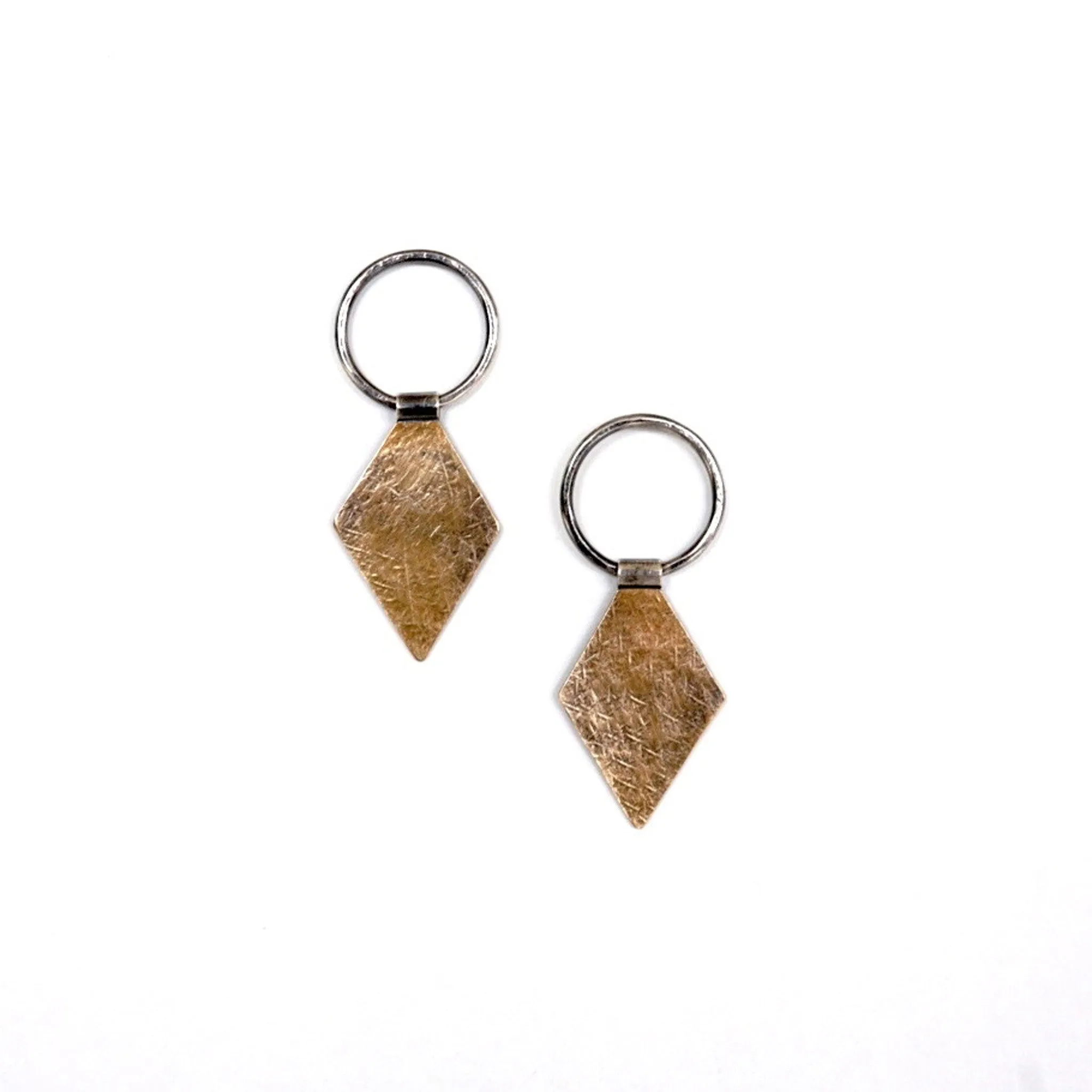 Itan Studs