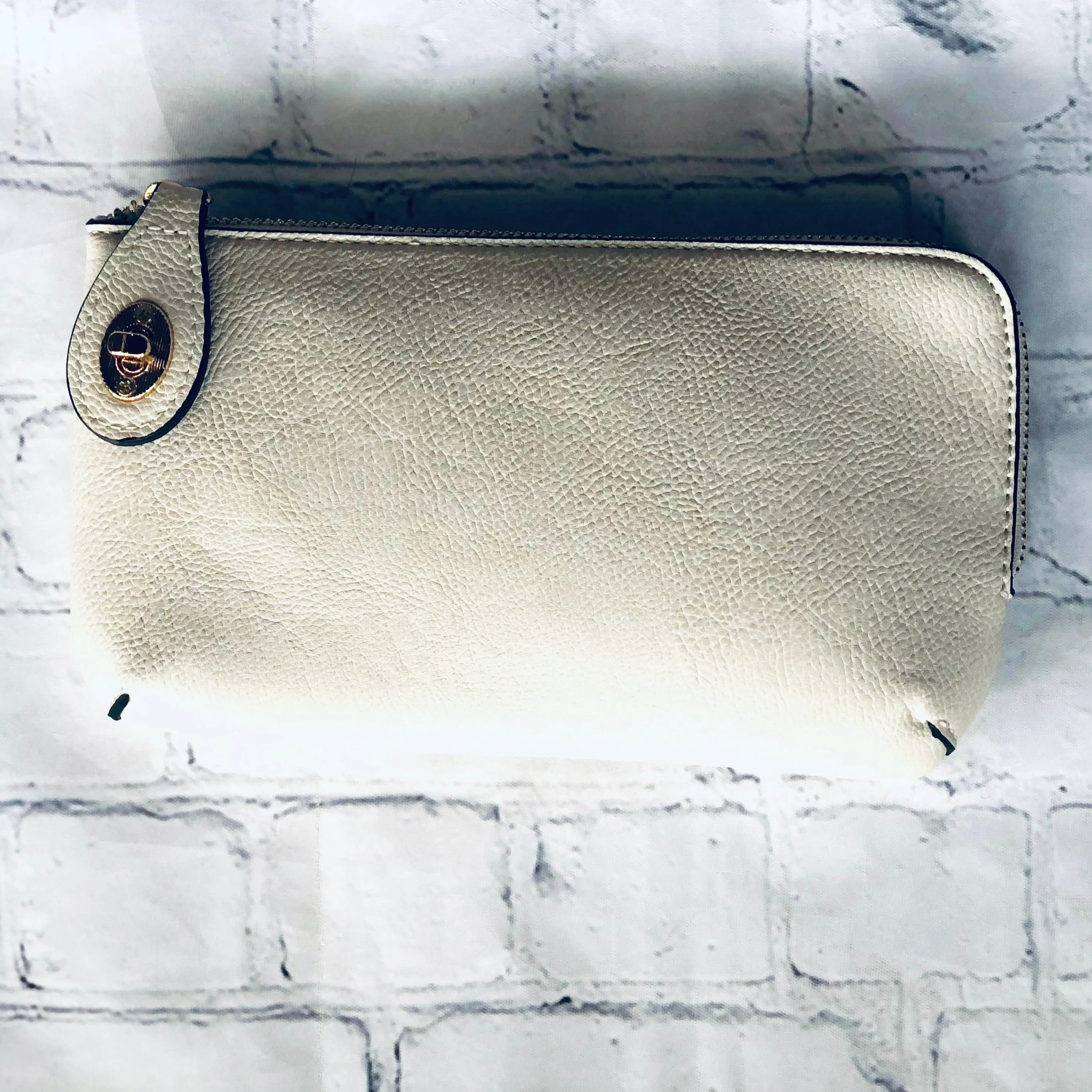Kendall Crossbody