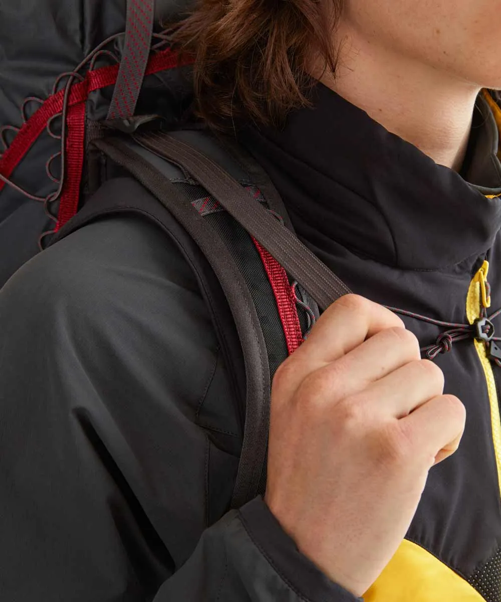 Klättermusen Raido Trekking-Rucksack 38L