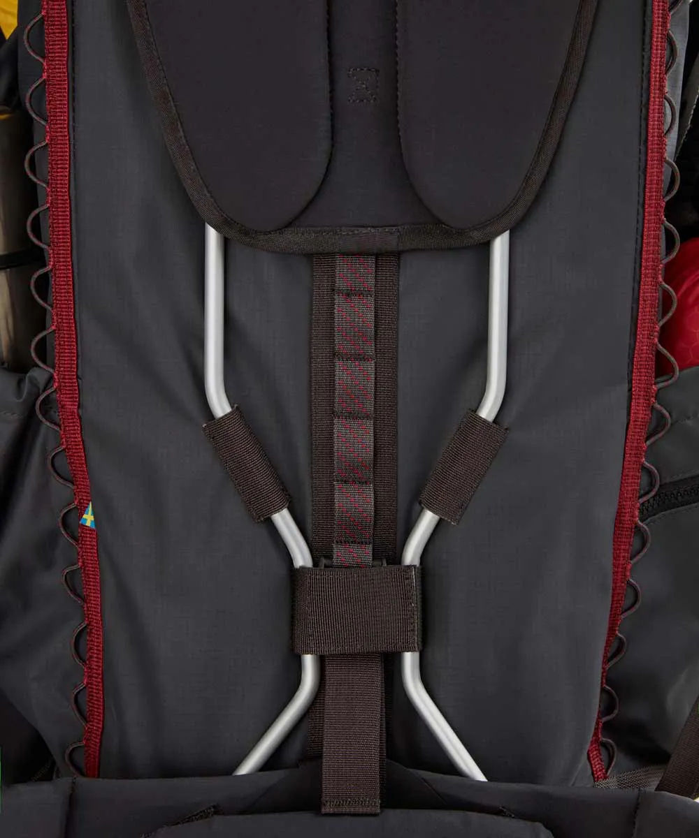 Klättermusen Raido Trekking-Rucksack 38L