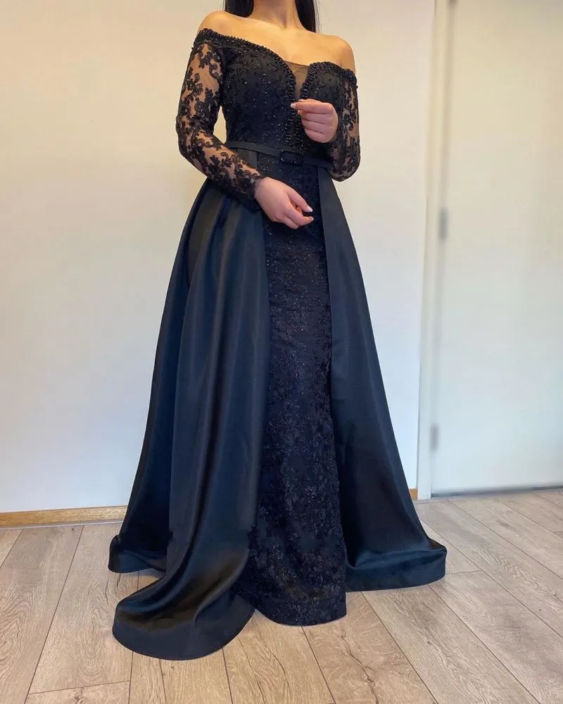 Long Sleevess Black A-line off-the-shoulder Evening Dresses