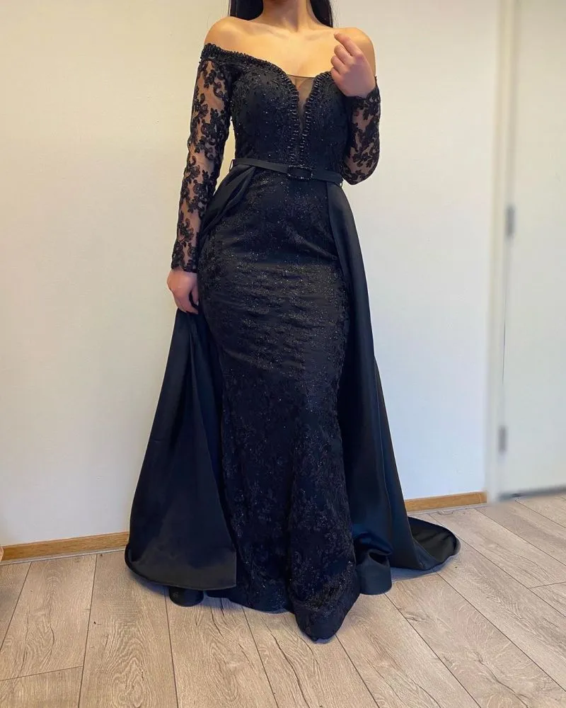 Long Sleevess Black A-line off-the-shoulder Evening Dresses