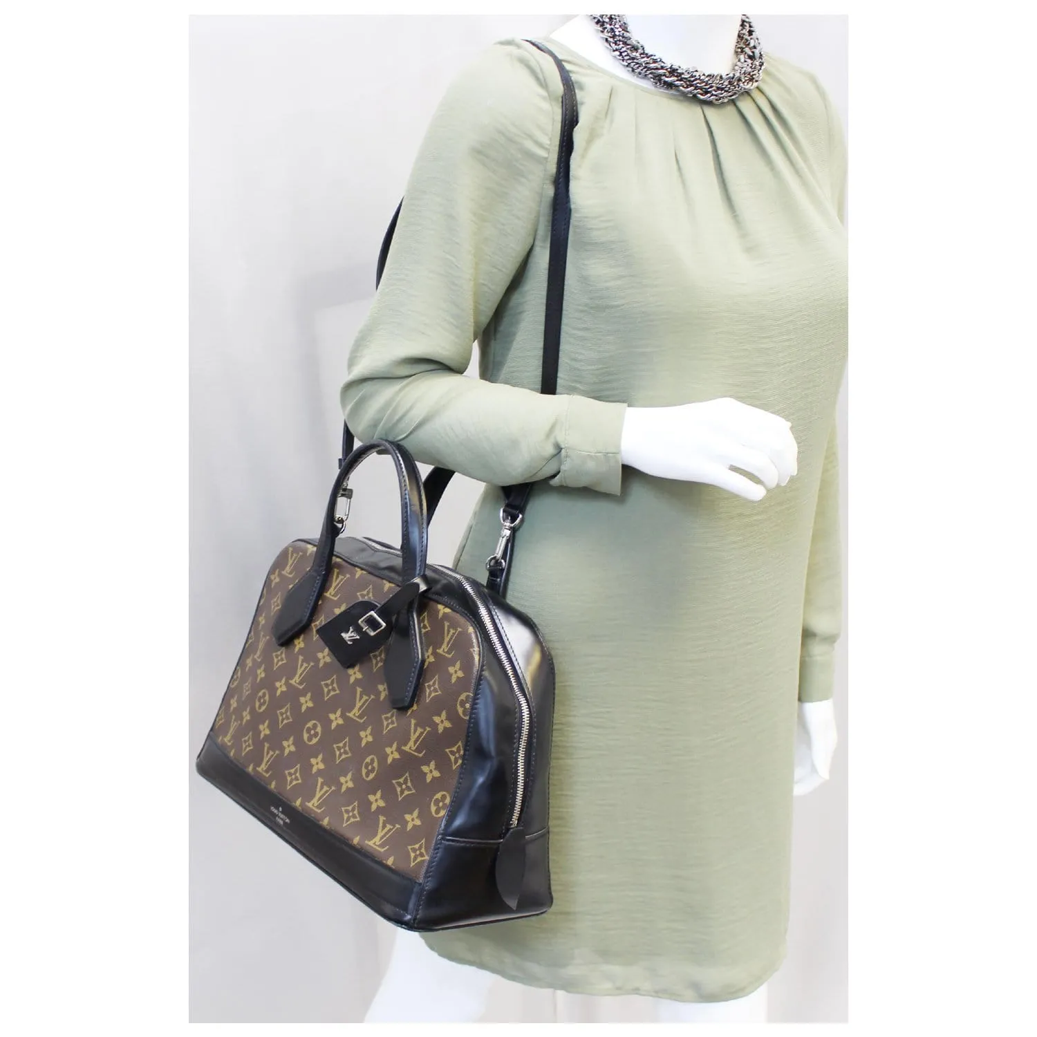 LOUIS VUITTON Dora MM Monogram Canvas Shoulder Handbag Black