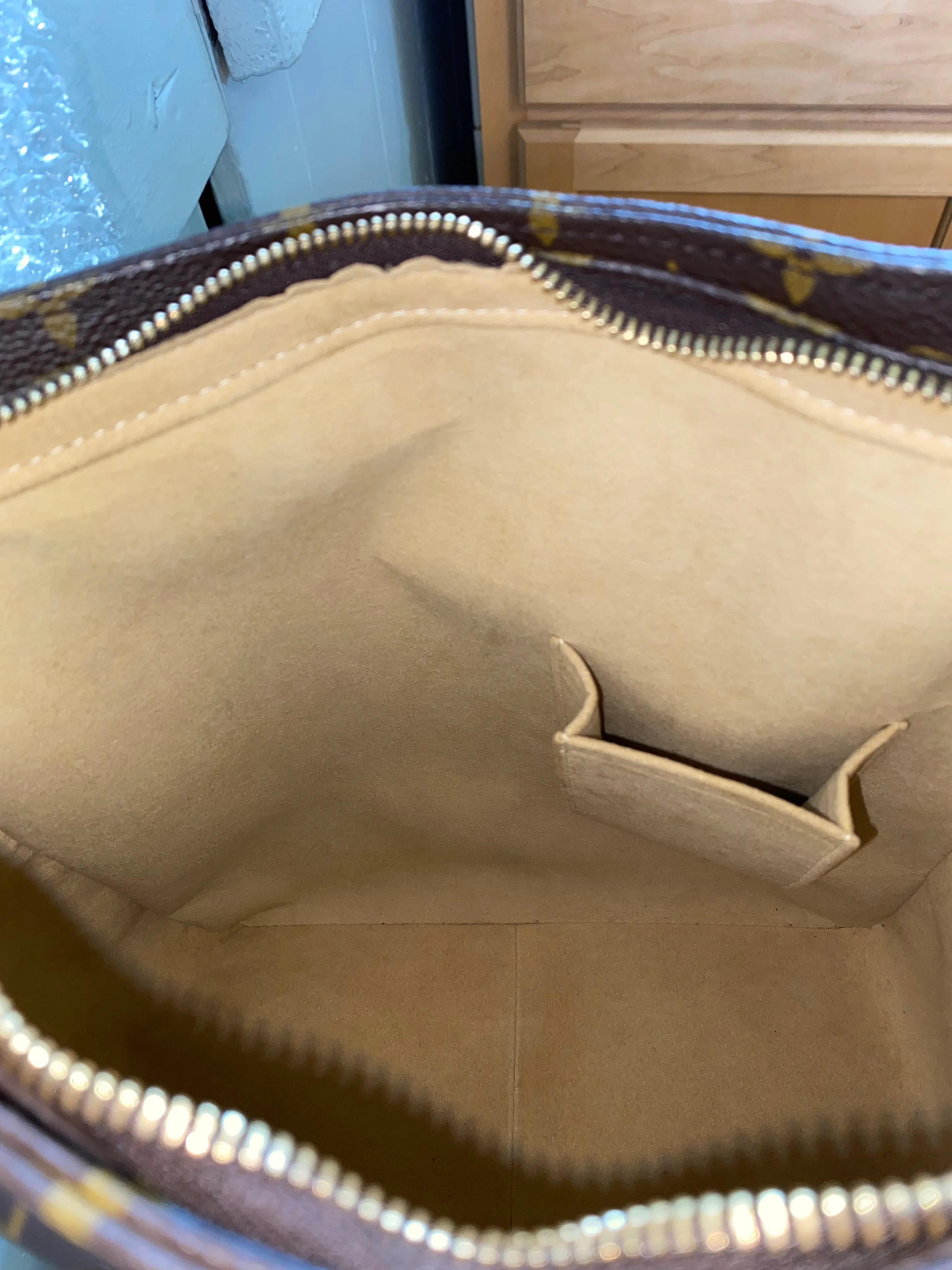 Louis Vuitton Looping GM Monogram Canvas Shoulder Bag