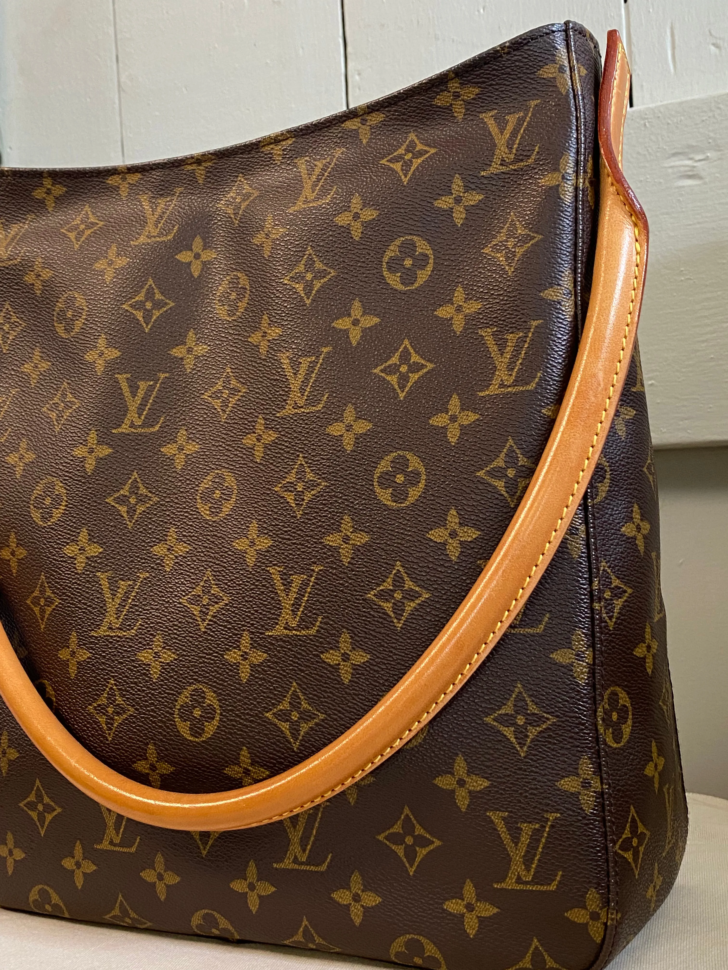 Louis Vuitton Looping GM Monogram Canvas Shoulder Bag