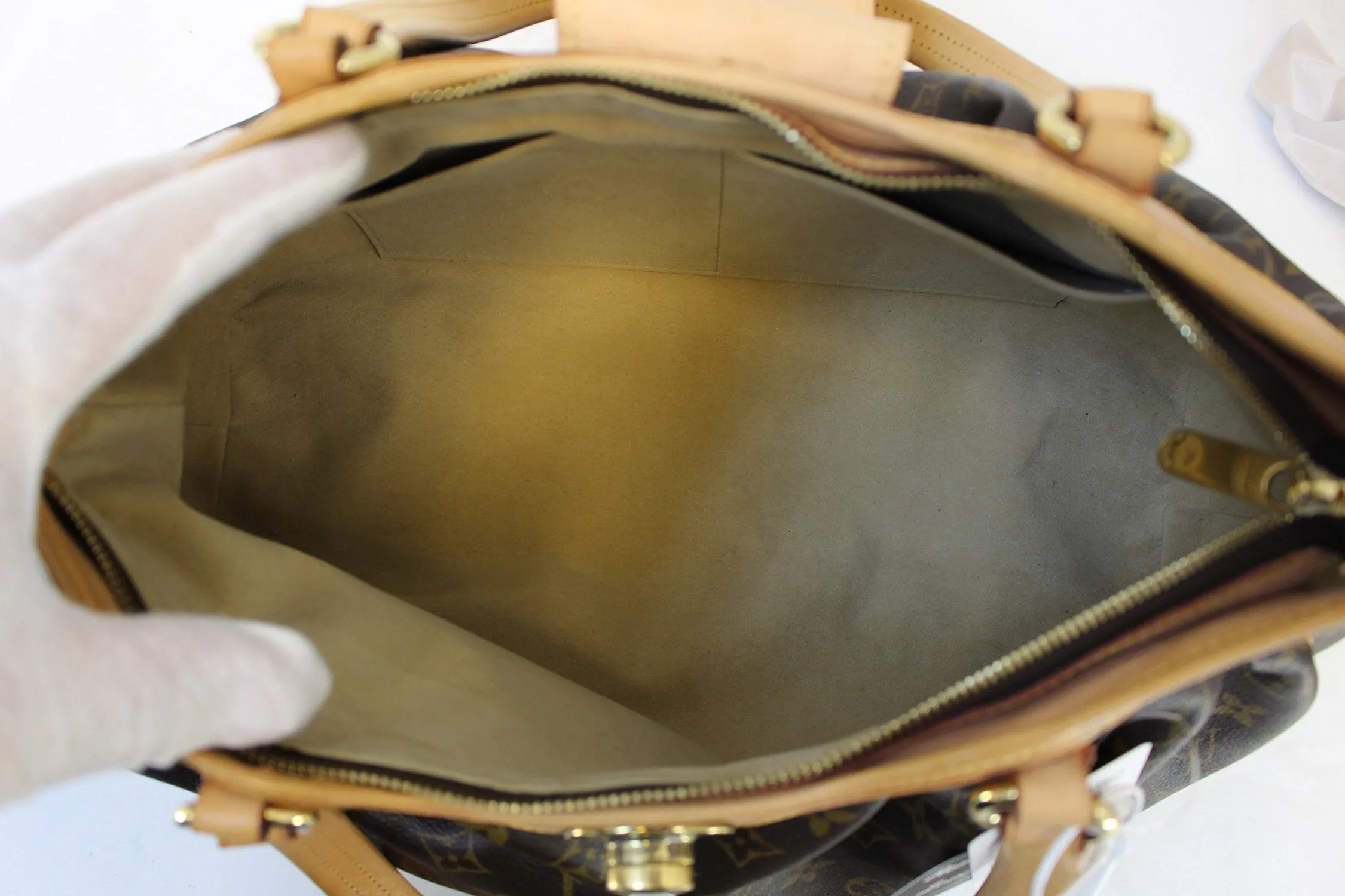 LOUIS VUITTON Monogram Boetie MM Shoulder Handbag