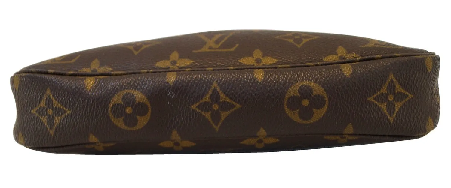 LOUIS VUITTON Monogram Canvas Pochette Accessoires Handbag